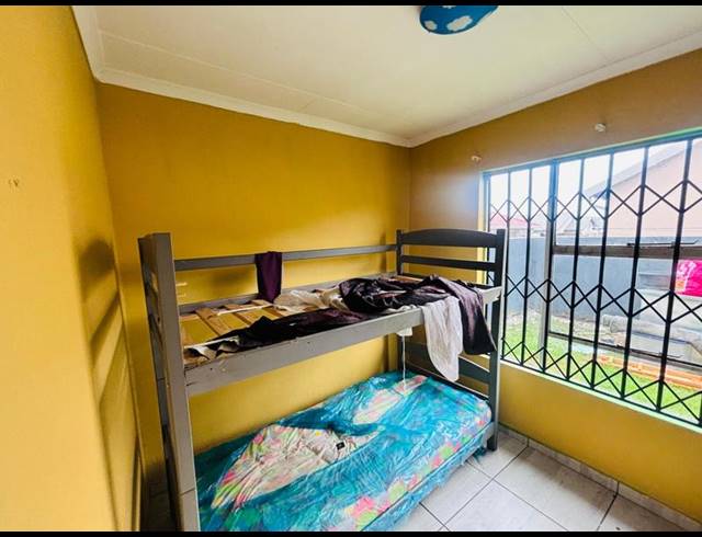 2 BEDROOM HOUSE FOR SALE IN FLEURHOF